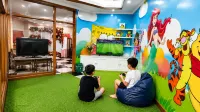 Sunlake Waterfront Resort & Convention Jakarta - Gym