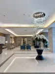 Modern End Unit in Edsa Mandaluyong - 3-Star