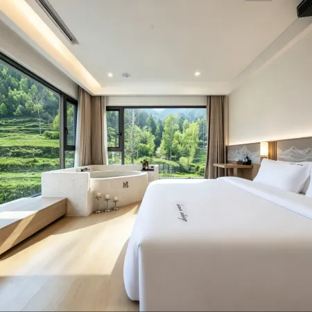 Liman Private Hot Spring Chinese Inn (Li Xiaolu)