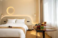 Yuxiao Garden Homestay (Mangshi Square) - Romantic