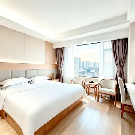 Home Inn Ruibai Cloud Hotel (Longyan Railway Station Zhongshan Road Branch)