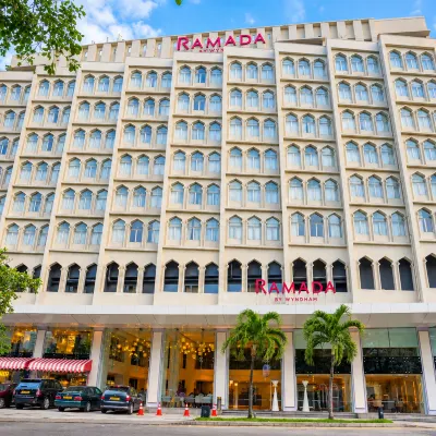 Ramada by Wyndham Colombo Hotels near Crescat Boulevard