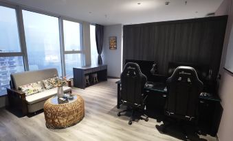 Yoho E-sports Homestay (Yichang East Railway Station Fujiuyuan Xintiandi Branch)