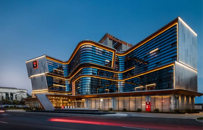 Radisson Red Wuxi Nanchang Street Ancient Canal