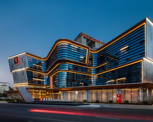 Radisson Red Wuxi Nanchang Street Ancient Canal Hotels near Yangming Station