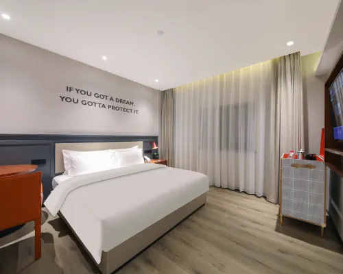 Starway Hotel (Wuhan Jianghan Road Pedestrian Street Jiqing Street) فنادق مميّزة Photos