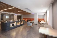 โรงแรมชิง หมู่ เพลทตินัม (ซูหนิงพลาซ่า เหยาโบ่น ฝูหยาง) - พร้อมอาหารเช้า