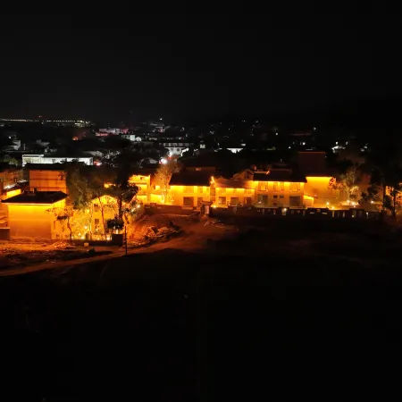 Guanglu Ancient Town Meets Villages