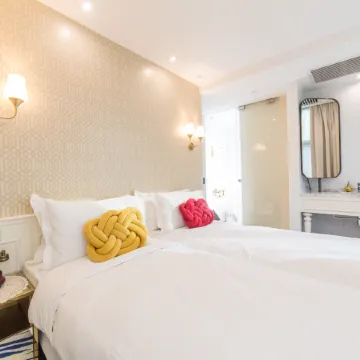 Tung Nam Lou Art Hotel Отели рядом с достопримечательностью «Монгкок»