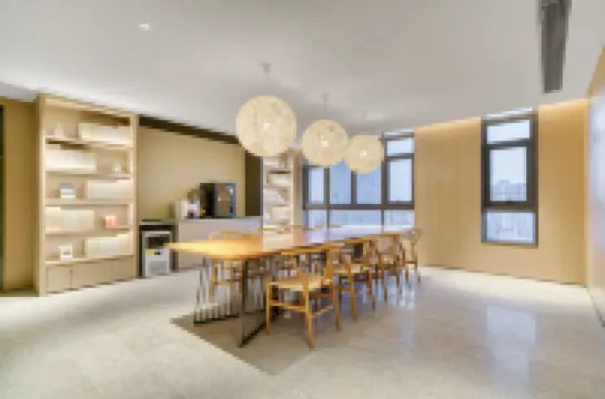 โรงแรม JI (ซือจีเจีย เผ่าจิยาง เส้าซิง)