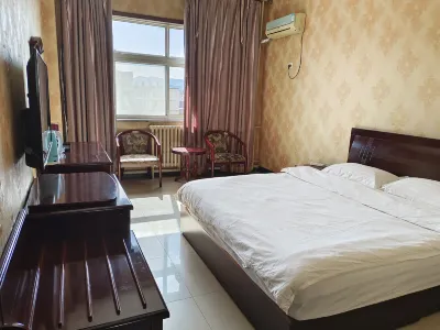 징디안 호텔 적수만고진(츠수이완구전) 주변 호텔