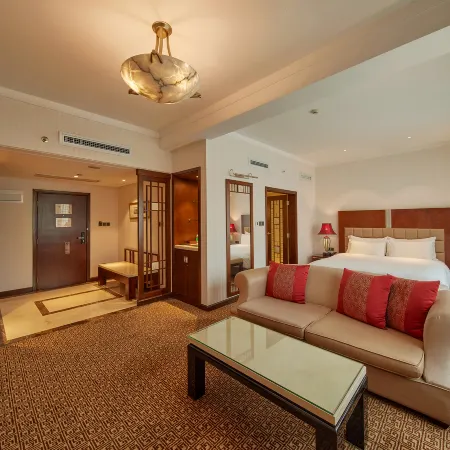 Dong Fang Hotel