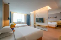Cloud Hotel Yining Hotels near Linzexu Memorial Hall