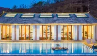 Dali Xinlongju Sea View Hotel โรงแรมใกล้เกาะหนานโจวสไตล์