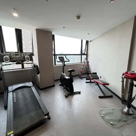 Duojiangnan Hotel (Ningbo Impression City Vientiane Huiqianhu North Road Metro Station)