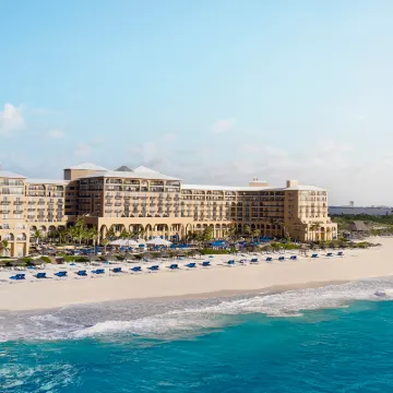 Kempinski Hotel Cancún Hoteles cerca de Teatro Backstage