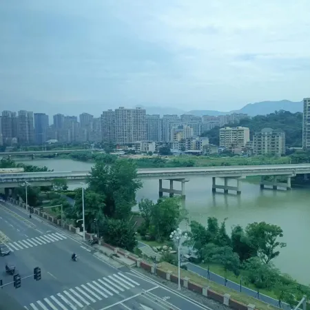 Vienna Hotel (Fuzhou Luoyuan High-speed Railway Station)