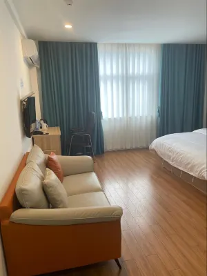 Huaiyuan Jasmine Hotel (Laoximen Bus Station) Hotels near Laoyuntang Wetland Park