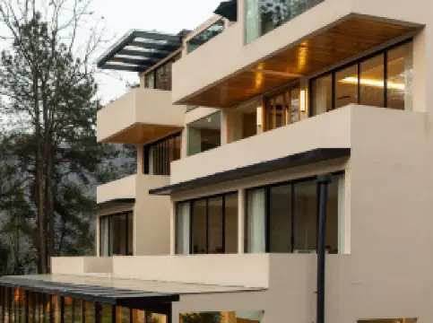 รีสอร์ทท่องเที่ยวแวนทู แอนนิกา (อุทยานแห่งชาติจางเจียเจี้ย)