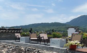 Weizheshan·Zen Landscape Resort Viewing Courtyard Parent-child Meisu (Hongcun Scenic Area Branch)