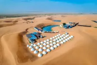 Zhongwei Shapotou Star International Camping Base Hotel in zona Xingulou Building