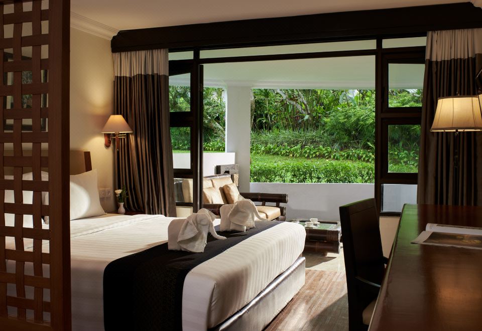 eL Hotel Kartika Wijaya Batu Over view