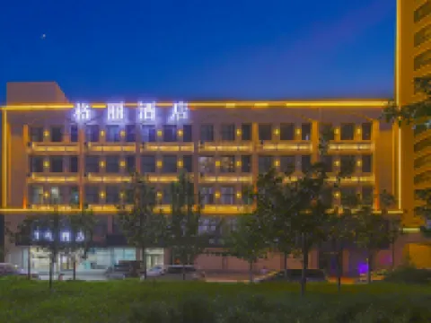 GELI Hotel (Linyi Pingyi Yinhua Road) Hoteles en Pingyi