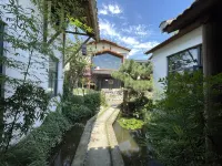 B&Bs in the Art Museum in· in Huatian Time