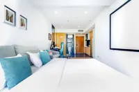 Dongfang E-Sports Hotel (Dongfang Plaza)