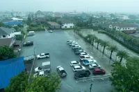 Farthai Residence - parking