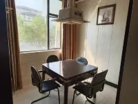 Wanzai Longhu Business Hotel - 2-Star