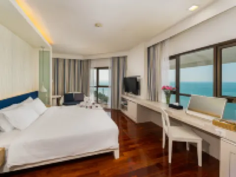 Jomtien Palm Beach Hotel and Resort - Family Friendly パタヤのホテル