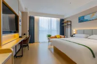 Shell Hotel (Huaibei Normal University Binhu Campus Branch)