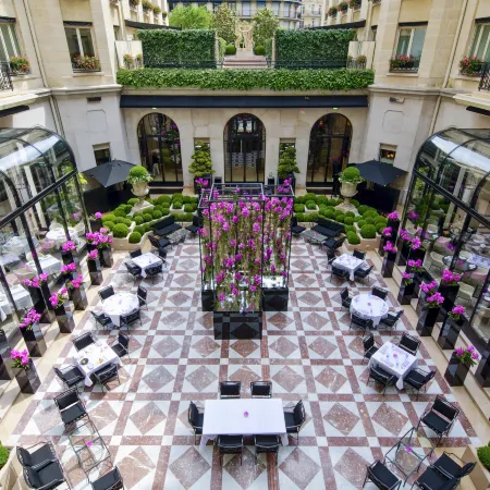 Four Seasons Hotel George V Paris