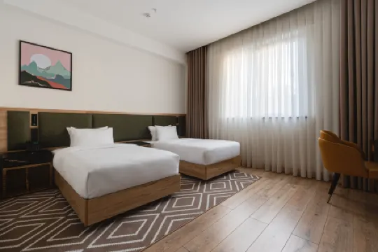 THE ELEMENTS HOTEL Отели рядом с достопримечательностью «ИСПОЛНИТЕЛЬНЫЙ КОМИТЕТ РЕГИОНАЛЬНОЙ АНТИТЕРРОРИСТИЧЕСКОЙ СТРУКТУРЫ ШАНХАЙСКОЙ ОРГАНИЗАЦИИ СОТРУДНИЧЕСТВА»