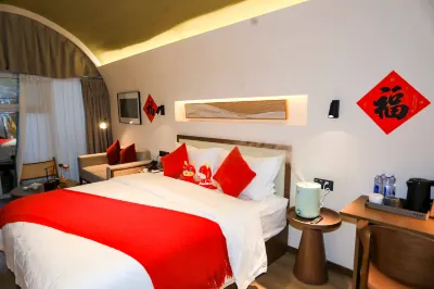 Yellow River Inn Hotels in Jia County