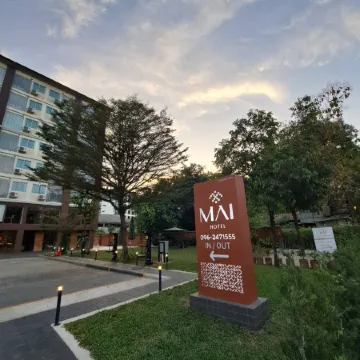 Mai Hotel Отели рядом с достопримечательностью «Ват Пратхат Дой Сутхеп»