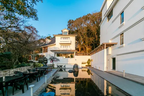 Putuo Mountain Luojia Xugu Collection Hotel