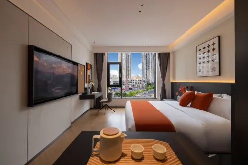 Lincang Heat Limit Limited Edition Hotel
