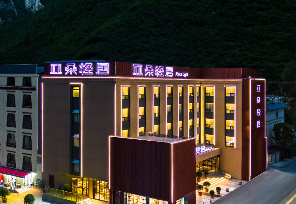 hotel overview picture
