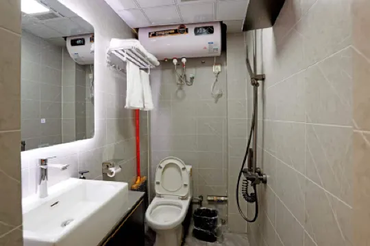 Yunshang Jinhua Hotel (Ganzi Danba County)