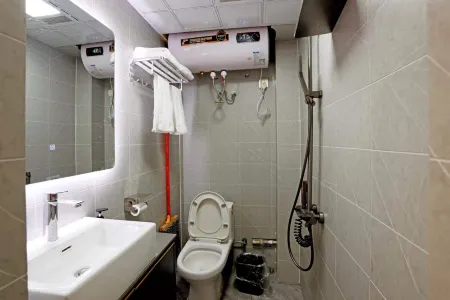 Yunshang Jinhua Hotel (Ganzi Danba County) Отели рядом с достопримечательностью «Dangling Village»