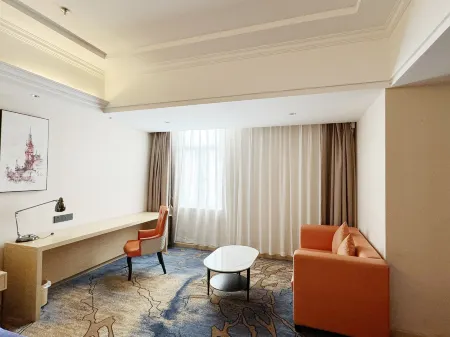 Vienna Hotel (Guangzhou Panyu Qiaonan Aoyuan Square)