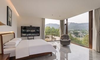 Floral Hotel·Chengnan Yard Hotel