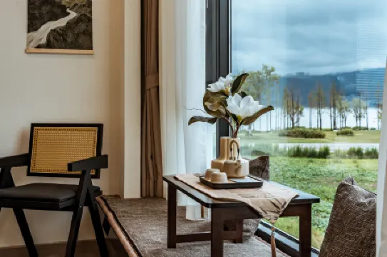 Dali Mountain Lake Seaview Homestay