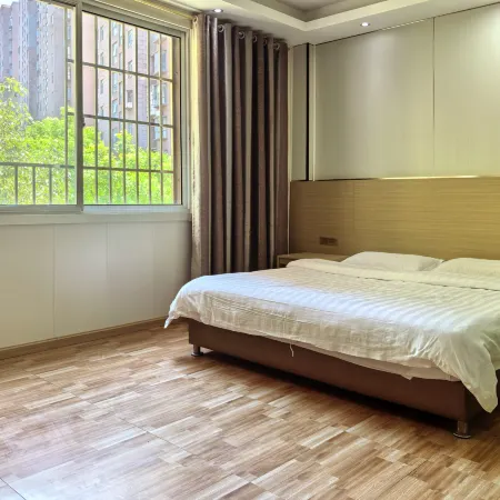 Anyi Fenghe Hotel