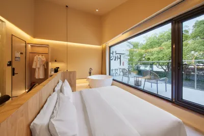 WOPAI Designer Hotel (Suzhou Guanqian Street Yangyuxiang Subway Station Branch) Hotels in der Nähe von Suzhou Institute of Trade & Commerce