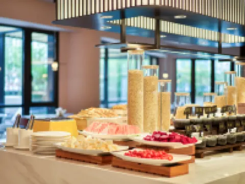 อโทร์ โฮเทล หนิงโป เทียนอี้ พลาซ่า โรงแรมในหนิงป่อ