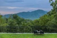 Xishan Mountain Residence - Airport Shuttle