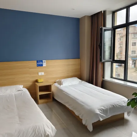Hunchun Zhaoshun Business Hotel